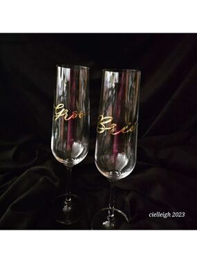 Bride and Groom Champagne flutes